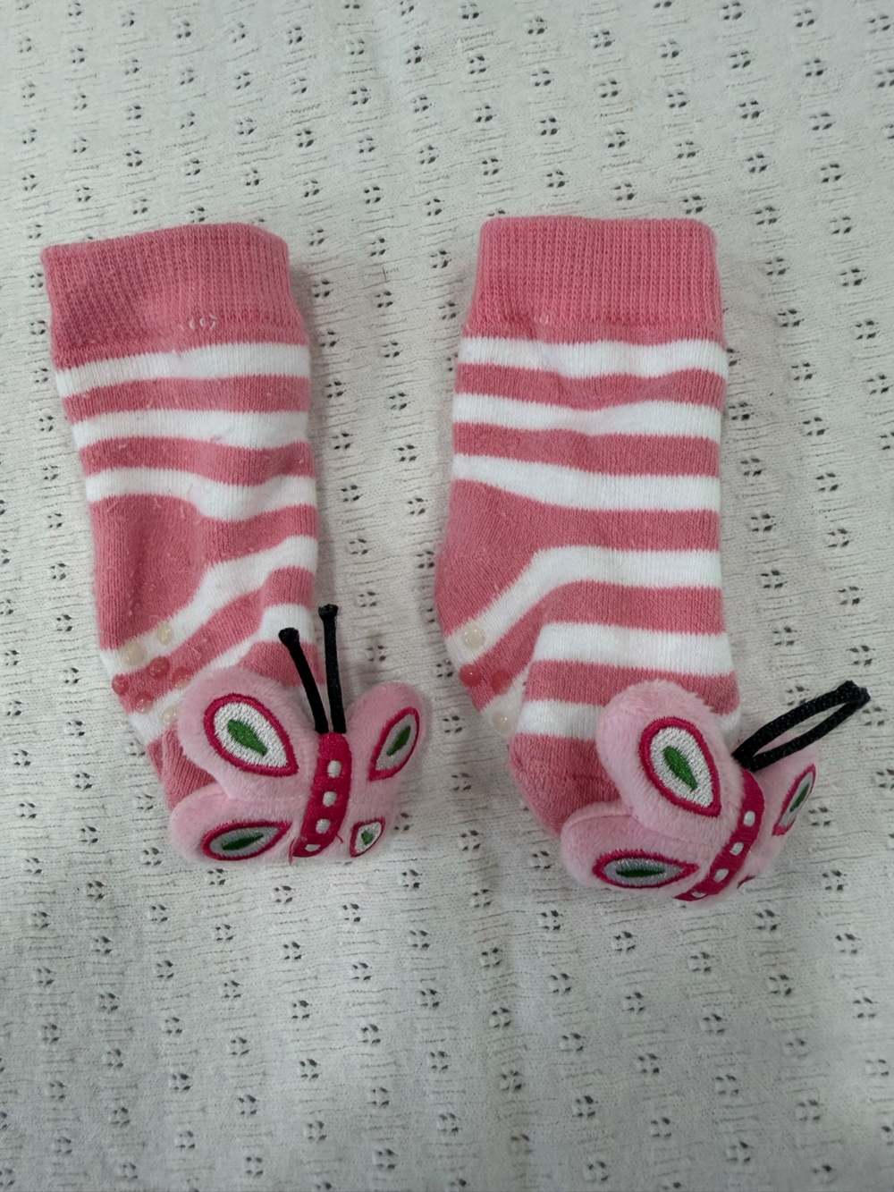 Butterfly Rattle Socks - Picture 3 of 4